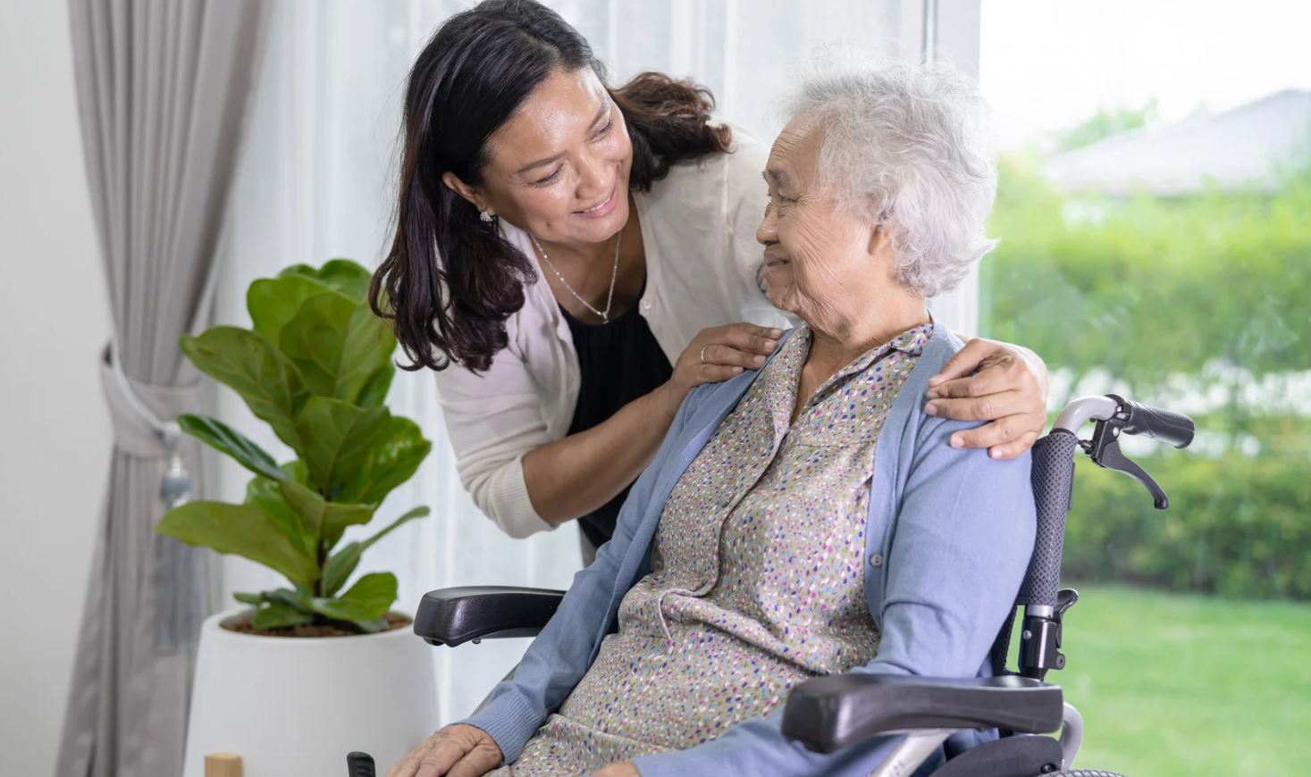Managing Chronic Illness at Home: Compassionate Guidance for Families